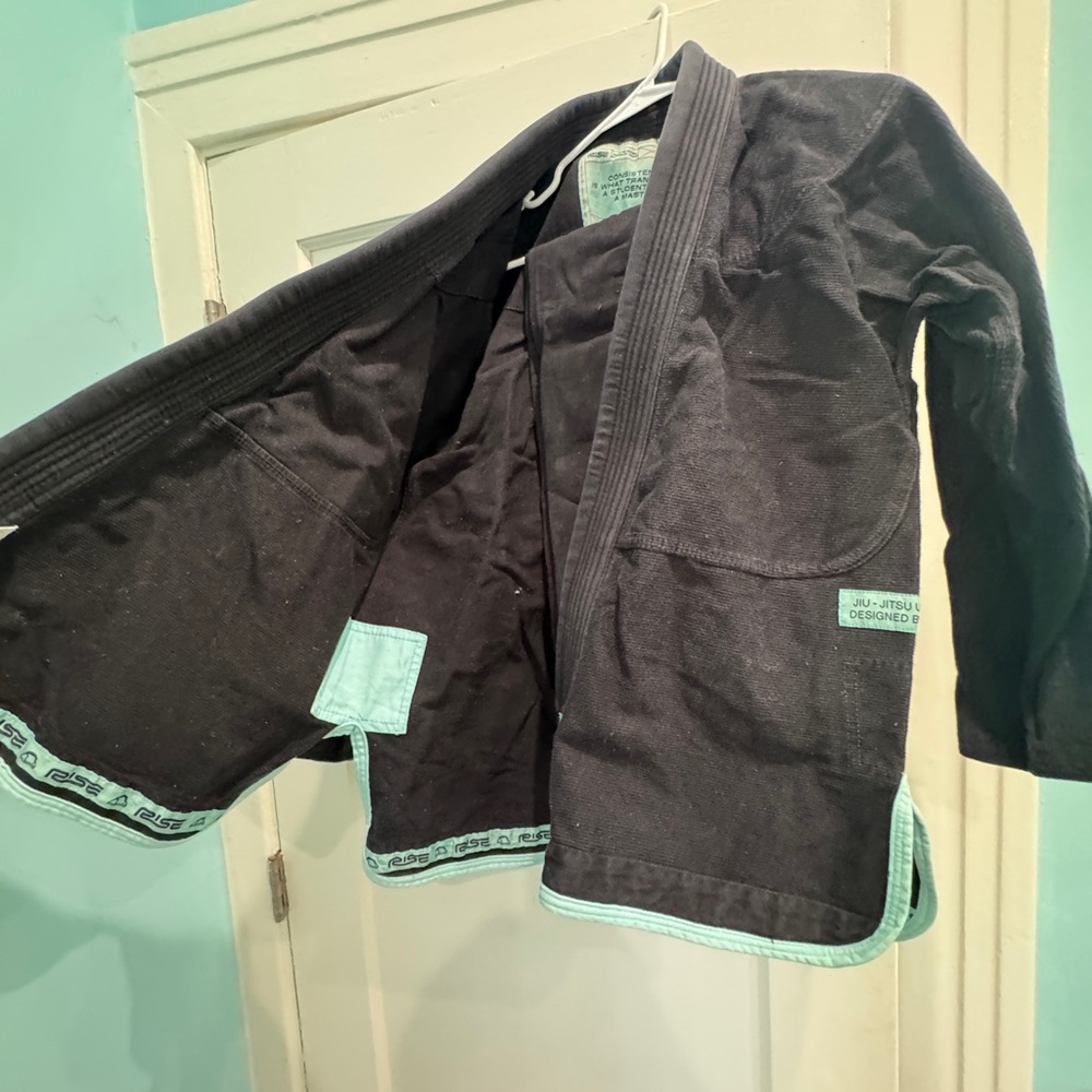 Manto Rise BJJ Gi
